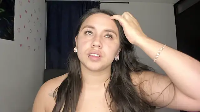 Walker 23 online show from 10.22.25