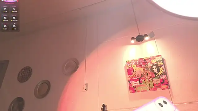 ashlynnlowe  online show from 09.26.25