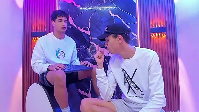 Lucky boys  X online show from 03.05.26