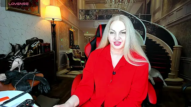 Nina Devillle online show from 02.17.26