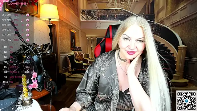 Nina Devillle online show from 04.16.26