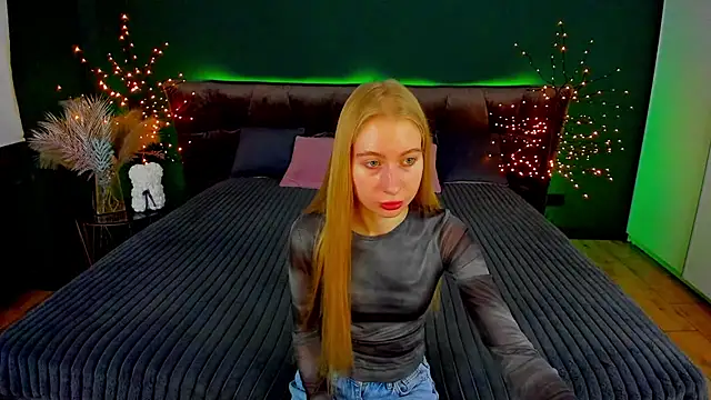 Alina Blonde online show from 10.11.25