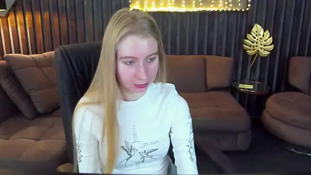 Alina Blonde online show from 03.26.26