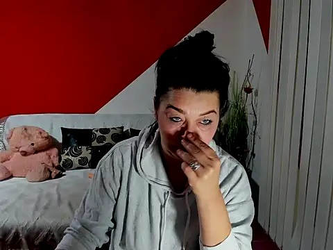 Soffy Skye online show from 09.25.25