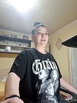 Soffy Skye online show from 02.05.26