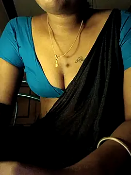 Snapshot of Tamil_Kavitha chatting on 04.25.26 Tamil Kavitha online show from 04.25.26