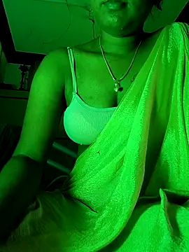Snapshot of Tamil_Kavitha chatting on 05.02.26 Tamil Kavitha online show from 05.02.26