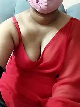 Snapshot of preethi-lovely chatting on 09.19.25 preethi-lovely online show from 09.19.25