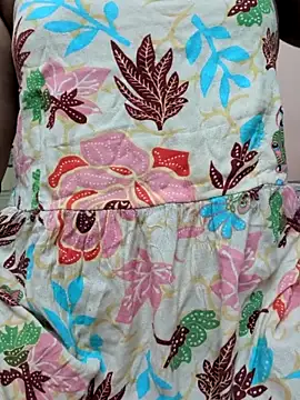 Snapshot of preethi-lovely chatting on 11.10.25 preethi-lovely online show from 11.10.25