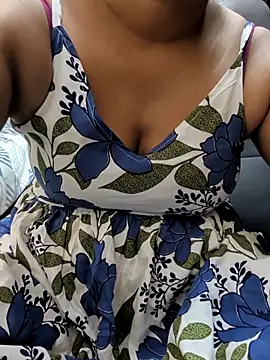 Snapshot of preethi-lovely chatting on 11.28.25 preethi-lovely online show from 11.28.25