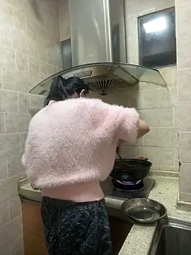 xiuchun100 online show from 11.18.25