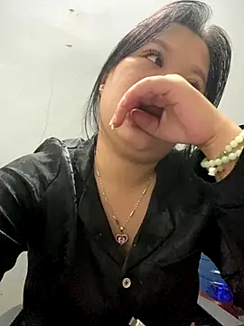 Snapshot of Lonlita18 chatting on 09.22.25 Lonlita18 online show from 09.22.25