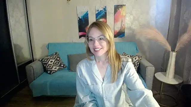 shy hot cat online show from 11.19.25