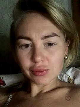 MartaLuna  online show from 09.27.25