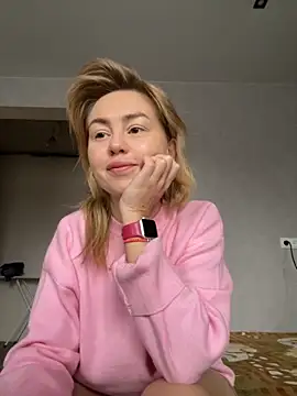 MartaLuna  online show from 10.21.25