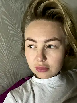 MartaLuna  online show from 10.30.25