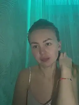 MartaLuna  online show from 11.04.25