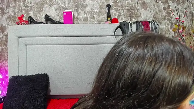 KatyVelvet online show from 11.20.25