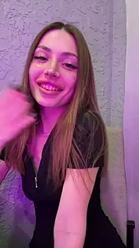 Snapshot of Elizabeth_Tay chatting on 02.08.26 Elizabeth Tay online show from 02.08.26