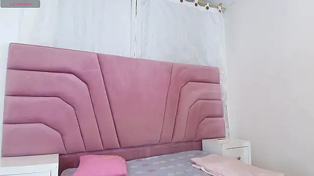 miajhonsonx online show from 03.23.26