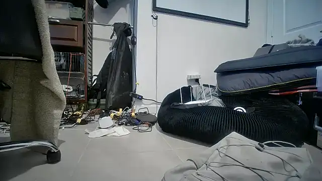 jasoncali305 online show from 11.10.25