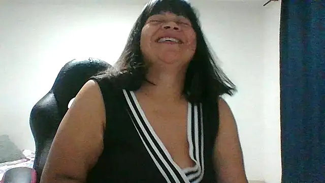 Snapshot of adri89-g chatting on 02.07.26 adri89-g online show from 02.07.26