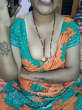 Snapshot of KannadaTamilTeluguBeauty chatting on 06.30.26 KannadaTamilTeluguBeauty online show from 06.30.26