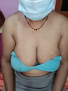Snapshot of KannadaTamilTeluguBeauty chatting on 07.01.26 KannadaTamilTeluguBeauty online show from 07.01.26