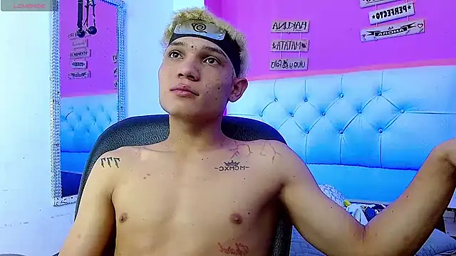 Snapshot of EL_VENEZOLANO_22CM chatting on 10.08.25 EL VENEZOLANO 22CM online show from 10.08.25