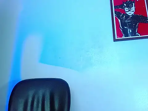 Snapshot of EL_VENEZOLANO_22CM chatting on 10.28.25 EL VENEZOLANO 22CM online show from 10.28.25