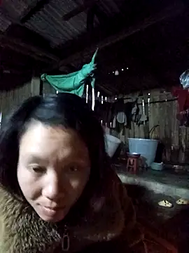 bonnie-00 online show from 12.14.25