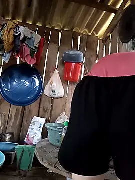 Snapshot of bonnie-00 chatting on 04.01.26 bonnie-00 online show from 04.01.26