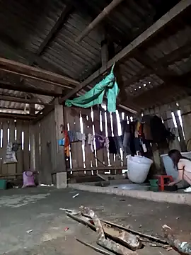 Snapshot of bonnie-00 chatting on 04.05.26 bonnie-00 online show from 04.05.26