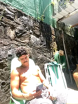 Snapshot of trustes00tribox chatting on 11.17.25 trustes00tribox online show from 11.17.25