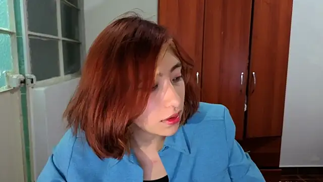 Sullyoonn online show from 09.12.25