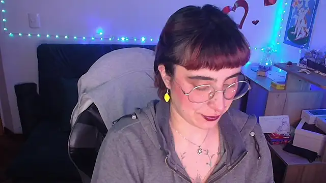 Miacatsito3 online show from 04.16.26