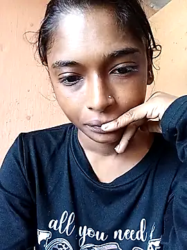 Snapshot of Alexia_holbert chatting on 04.28.26 Alexia holbert online show from 04.28.26