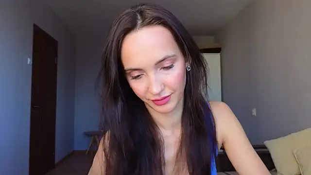 Lillian-Clark online show from 01.16.26