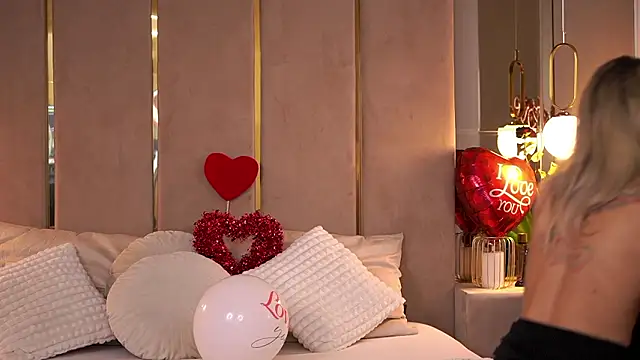 Snapshot of CamilaStarr chatting on 02.24.26 CamilaStarr online show from 02.24.26