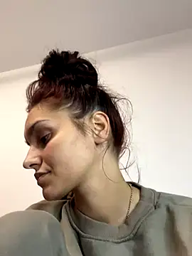 Snapshot of EllaBlowy chatting on 10.01.25 EllaBlowy online show from 10.01.25