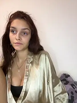 Snapshot of EllaBlowy chatting on 10.09.25 EllaBlowy online show from 10.09.25