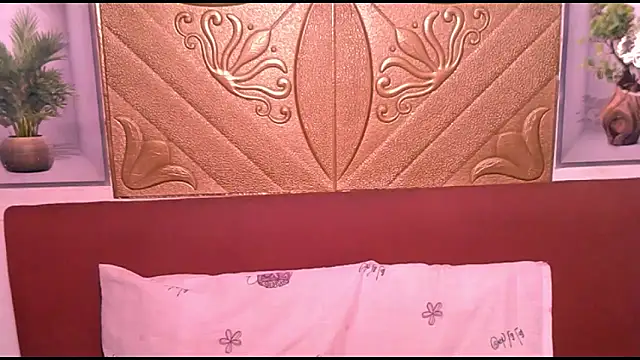 Snapshot of Indiansexyboobs18 chatting on 03.19.26 Indiansexyboobs18 online show from 03.19.26