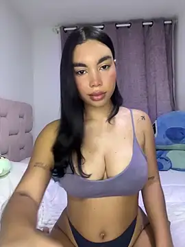 karolaalcendra online show from 02.19.26