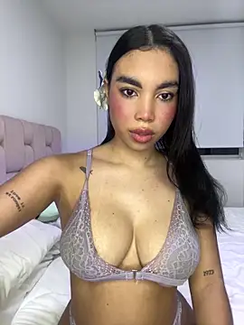 karolaalcendra online show from 03.07.26