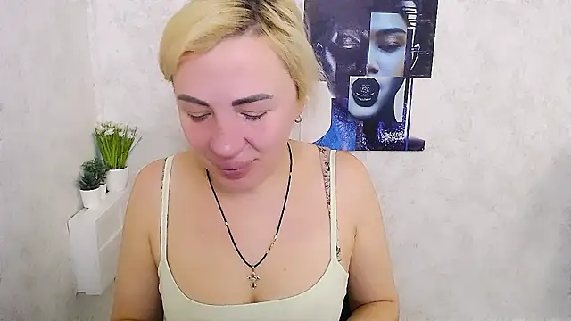 EmmaCat  online show from 02.03.26