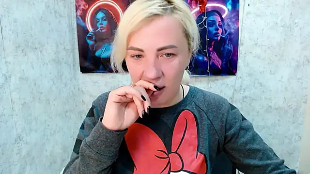 EmmaCat  online show from 03.03.26