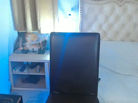 Snapshot of mr_chandy chatting on 10.19.25 mr chandy online show from 10.19.25