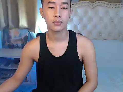 Snapshot of mr_chandy chatting on 10.29.25 mr chandy online show from 10.29.25