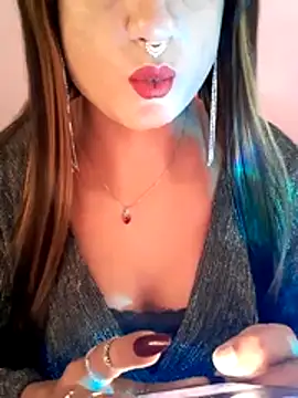 Snapshot of Cutie-Whiskey1 chatting on 03.04.26 Cutie-Whiskey1 online show from 03.04.26