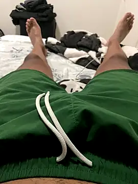 Snapshot of Morenolatino881 chatting on 11.28.25 Morenolatino881 online show from 11.28.25